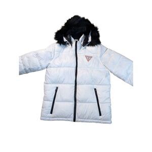 Guess puffy winter coat W detachable fur and hood. SizeM